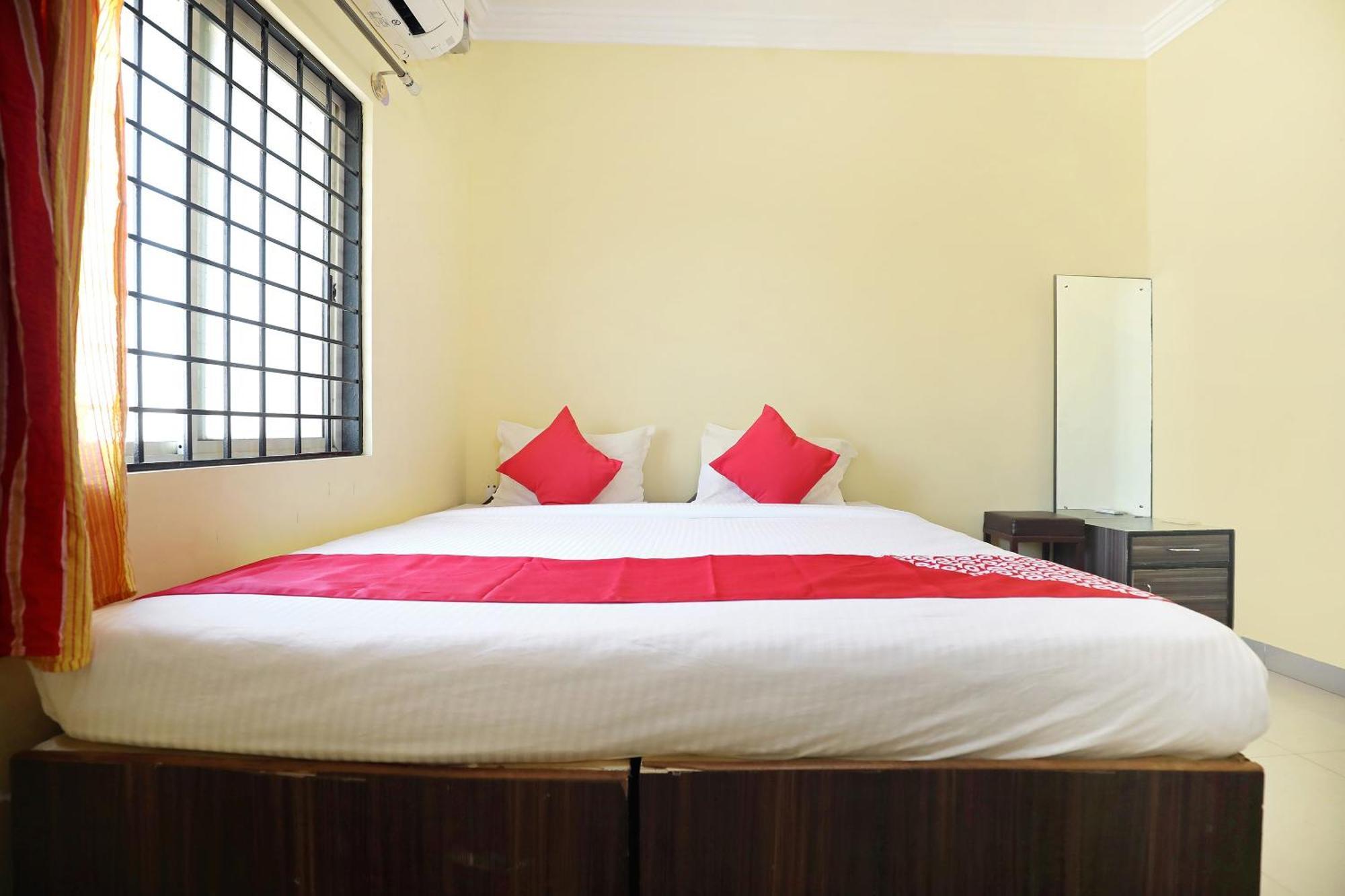 Hotel O Hotel Utsav Palace Bangalore Exteriör bild