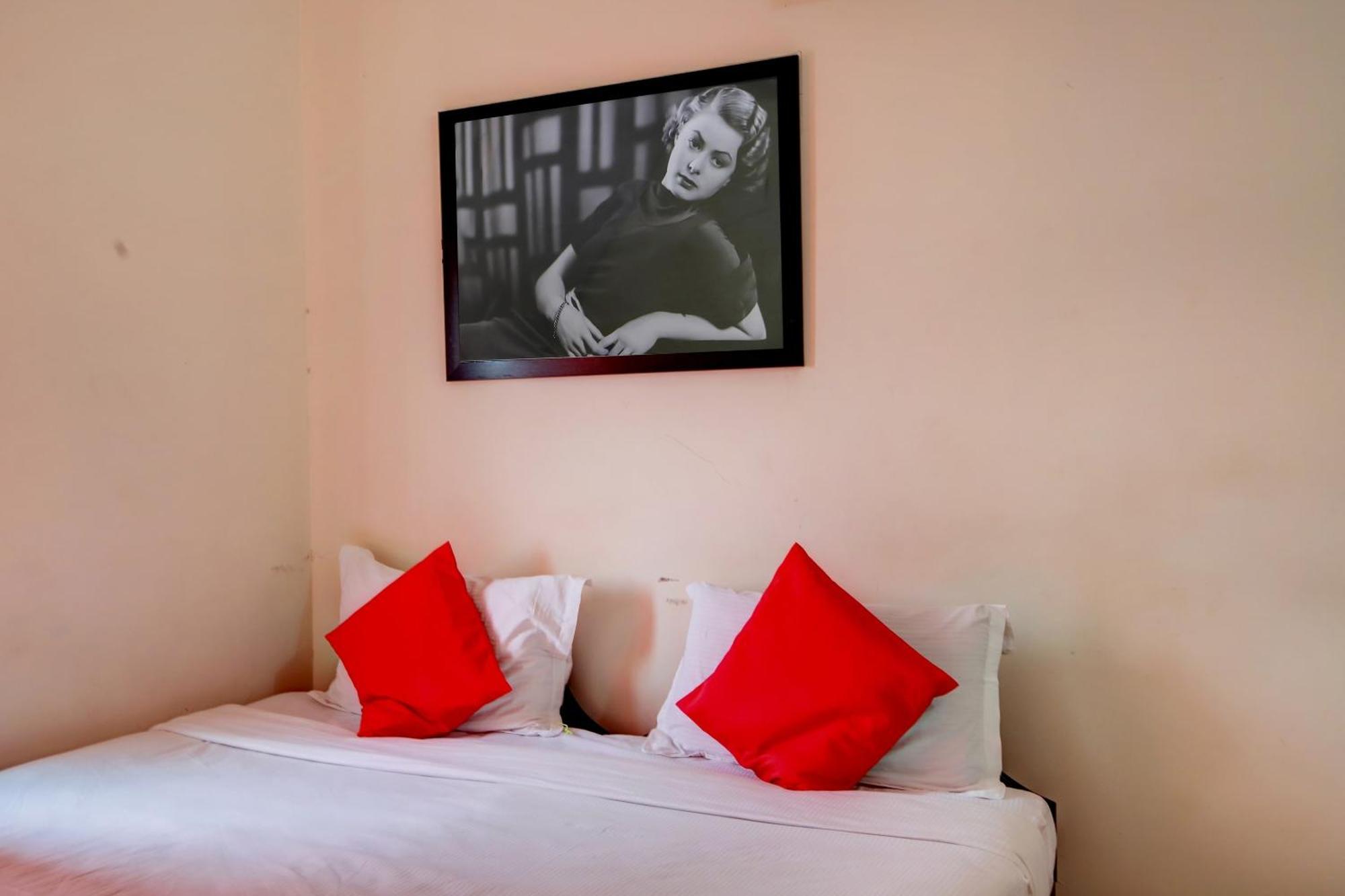 Hotel O Hotel Utsav Palace Bangalore Exteriör bild