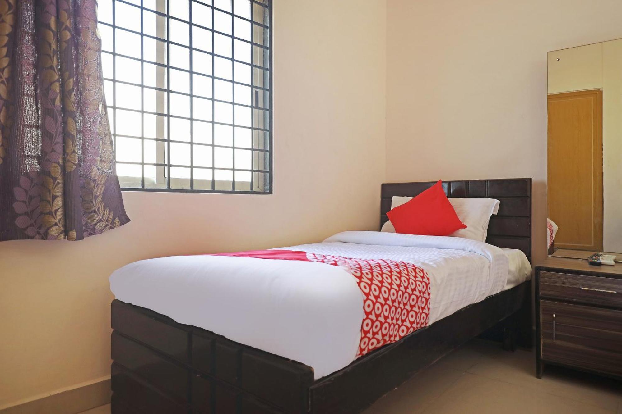 Hotel O Hotel Utsav Palace Bangalore Exteriör bild